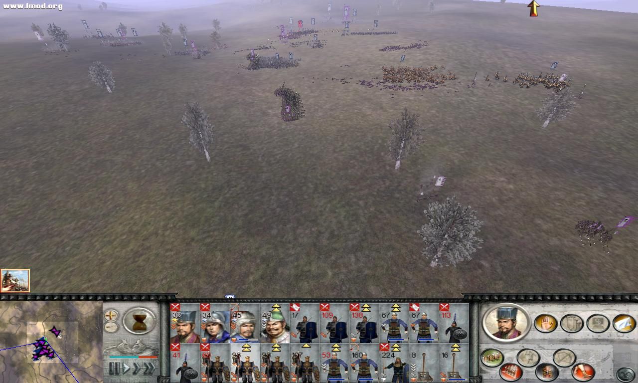 边打仗边截图，技术不行，两队都举白旗了