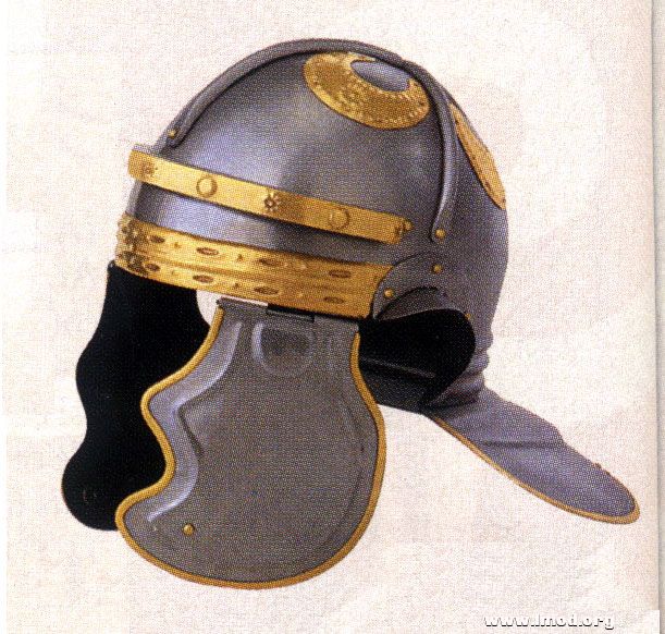 这是一款帝国晚期的意大利“G”型士兵盔，已经简化多了.jpg