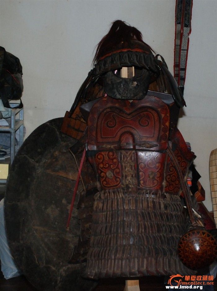 明清彝族盔甲1.jpg