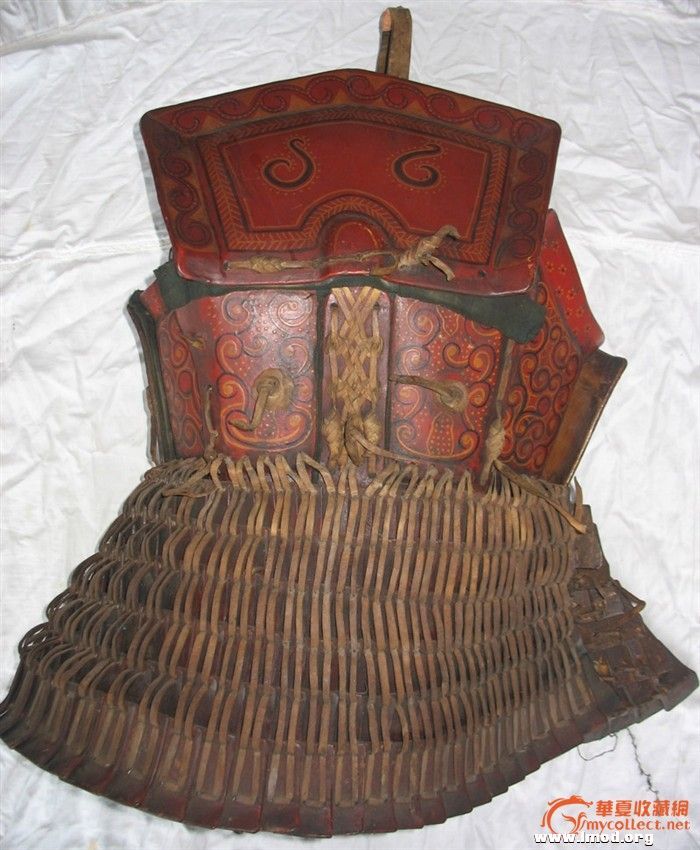 明清彝族盔甲2.jpg