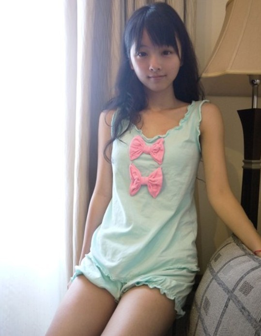 在家的照片一张，有钱是大爷，看我宰死你