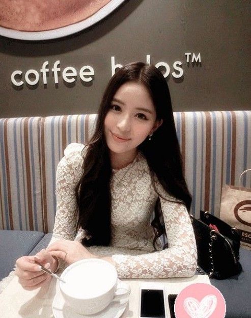 白素欣 上海戏剧学院.jpg