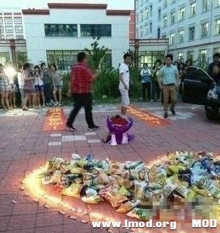 这要答应了=承认自己是个吃货